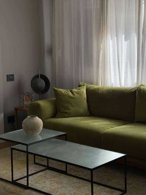 Stunning 1Bd Flat With 50M2 Terrace In The City Center Bukarest Exterior foto